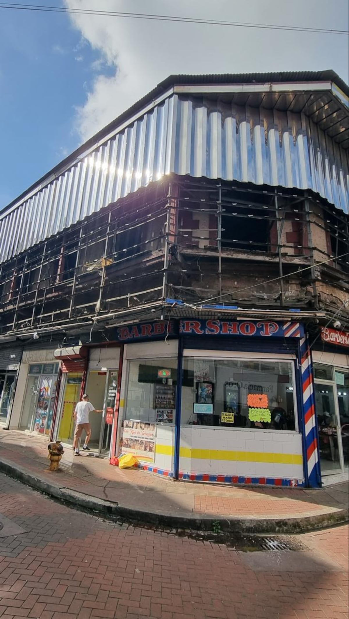 Fachadas de la Avenida Central se transforman