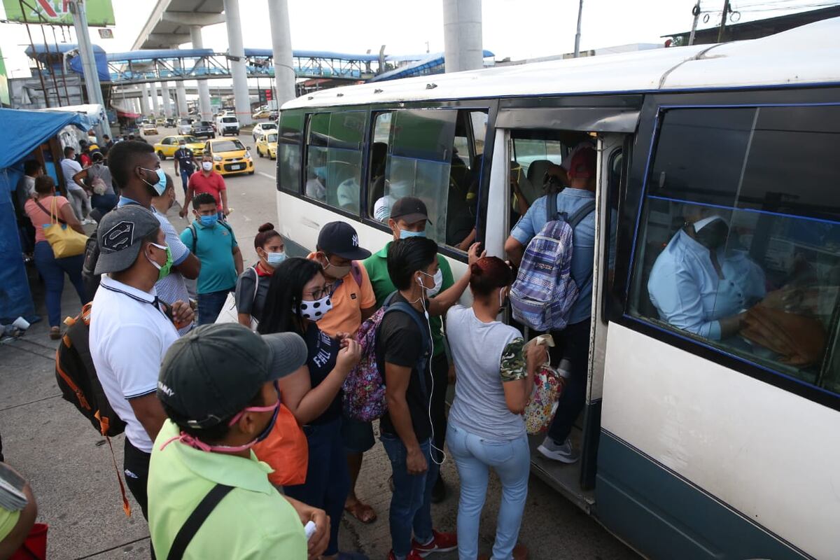 Jefa de epidemiología de la CSS: ‘Es preocupante lo que vimos ayer en los buses y en la Cinta Costera’