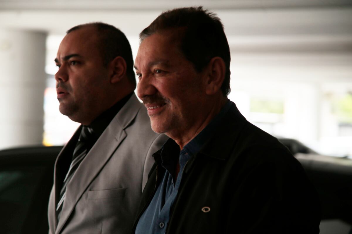 Surgen reacciones por presunta visita de autoridades a Genaro López