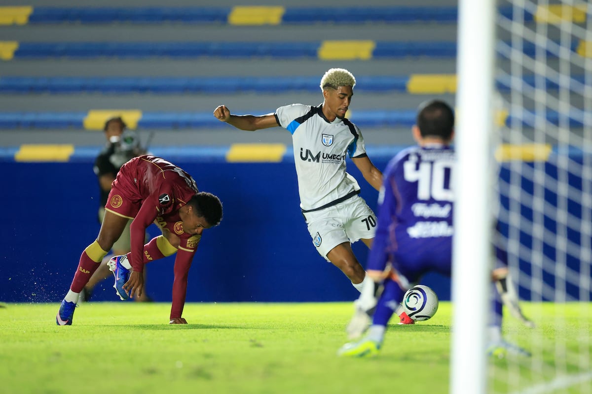Goles de Anderson y Peralta dan victoria clave al UMECIT en la LPF