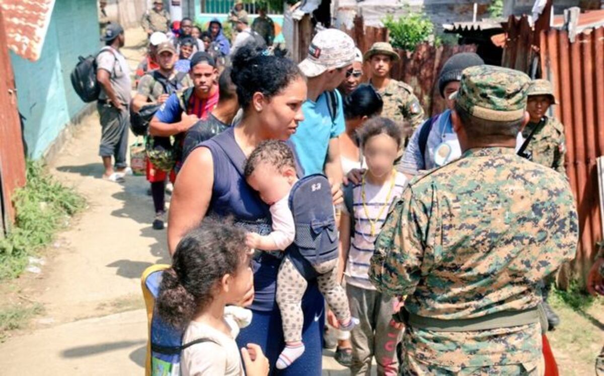 Unos 600 migrantes cubanos están en Panamá 