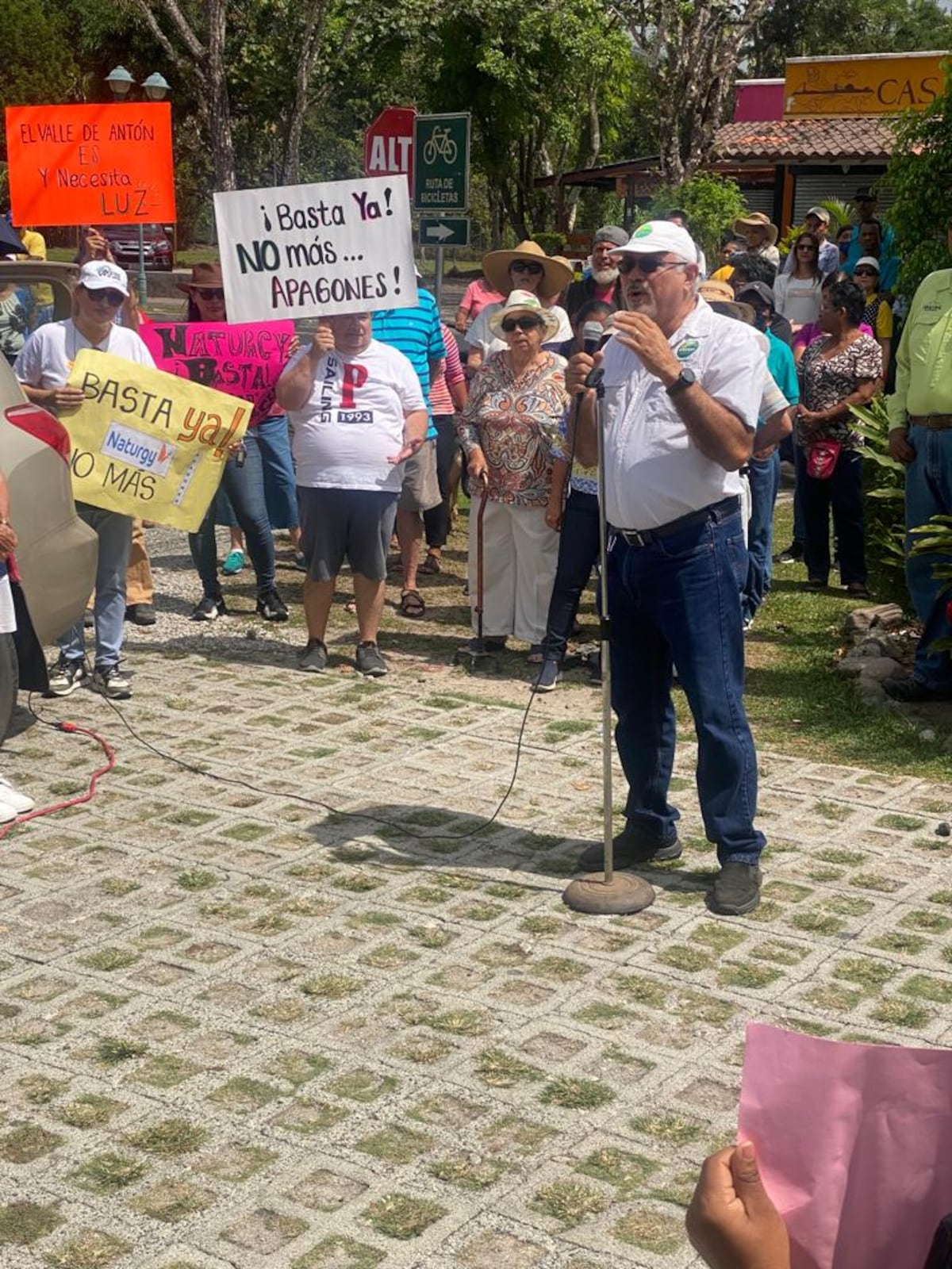 Protestan en el El Valle de Antón por los apagones  de luz y la ASEP sigue sin dar supervisión efectiva