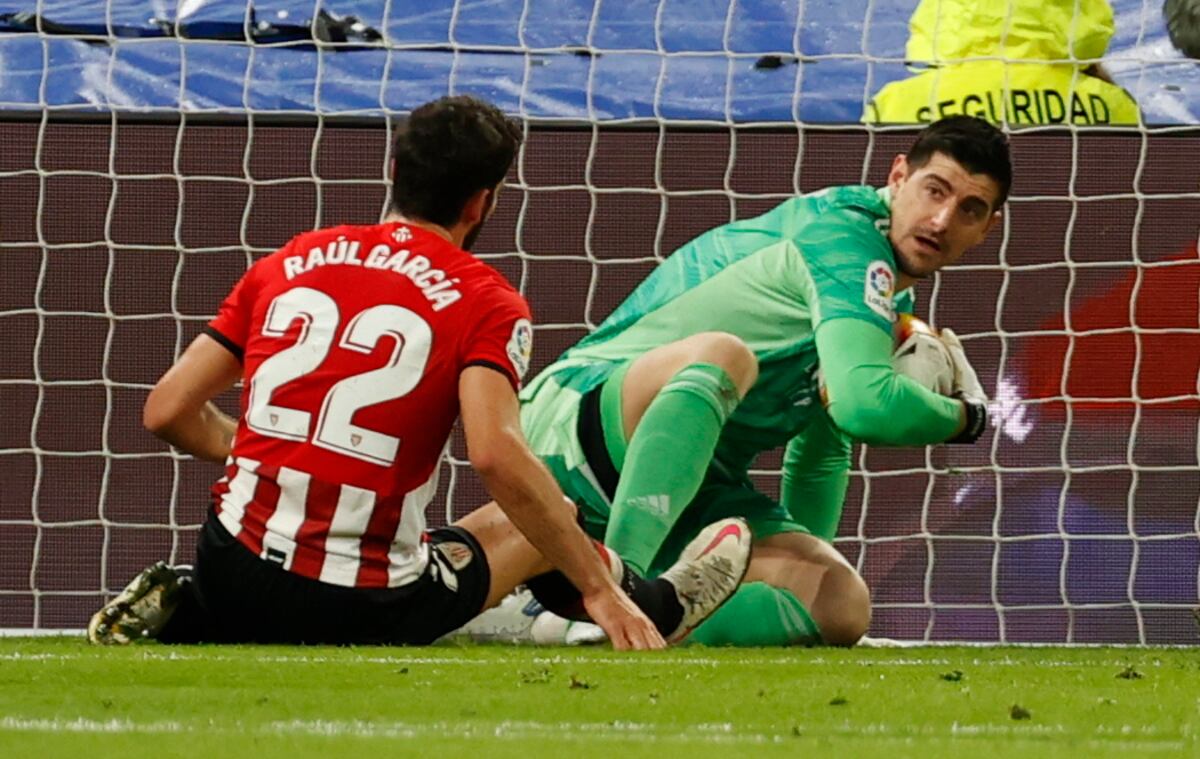 Courtois, la figura en un triunfo inmerecido para el Madrid