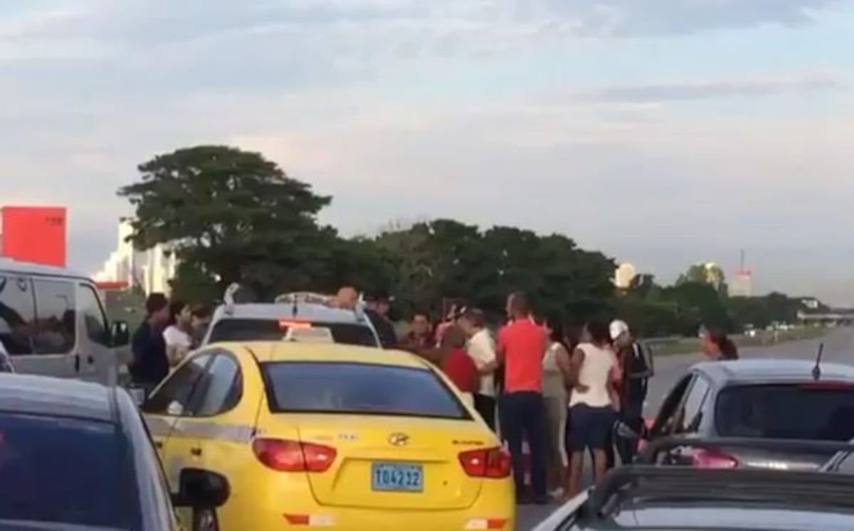 ¡CIERRAN EL CORREDOR SUR! Moradores de Villas de Don Bosco