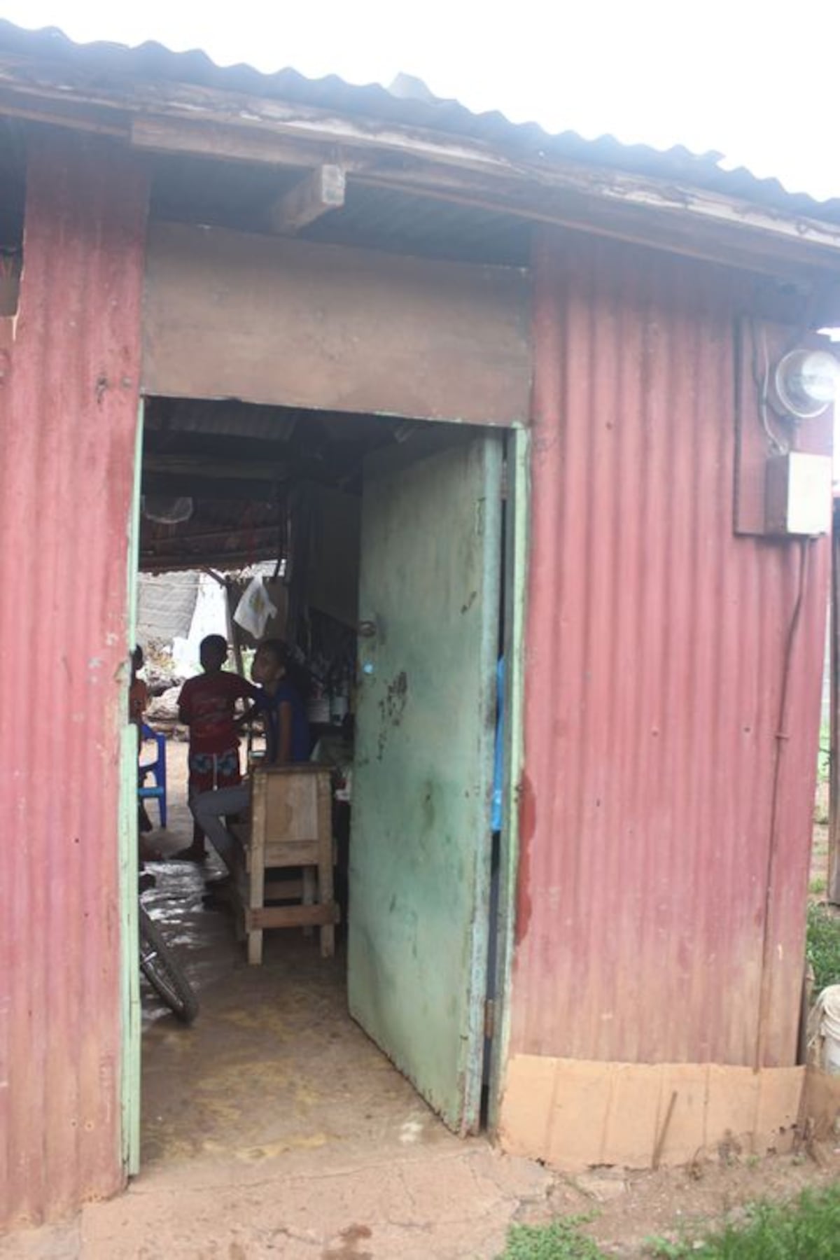 AYUDEMOS A ARIANNE. Desde que le detectaron escoliosis severa su vida cambió 