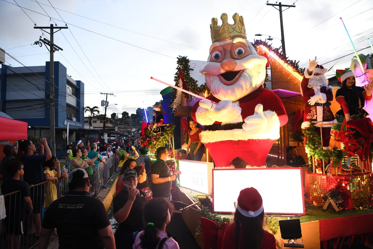 ¡San Miguelito se alista para un desfile navideño lleno de luces y música mañana domingo!