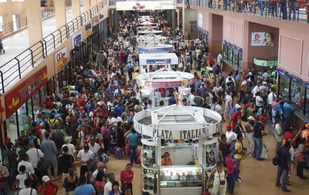 Se armó la corredera: Éxodo masivo hacia el interior por Semana Santa