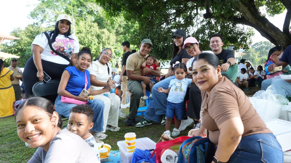 Más de 400 aspirantes del Senafront reciben visita de sus familias tras intenso entrenamiento