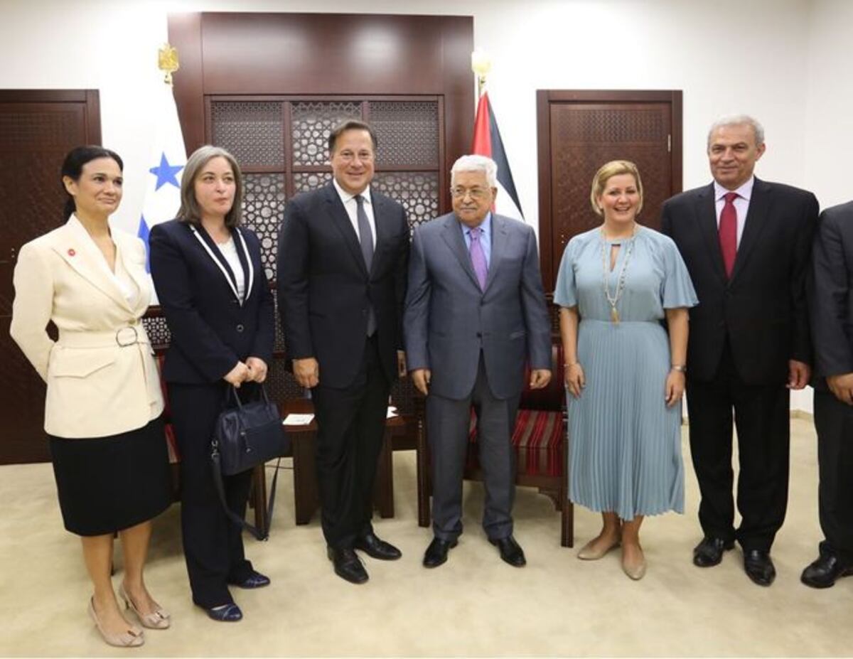 ¡CAUSA REVUELO! Varela en el Muro de los Lamentos. ¿Qué habrá pedido?