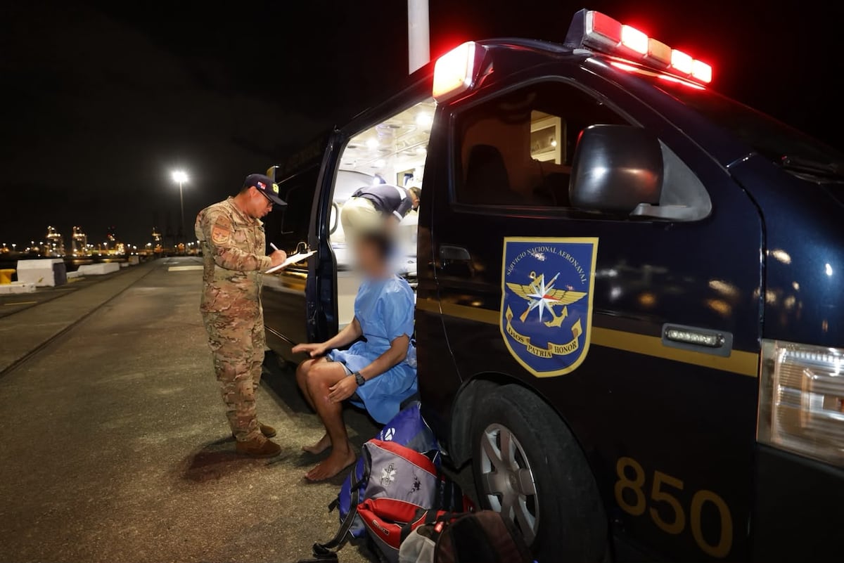 Noche de angustia cerca de Taboga: rescatan a 18 personas agrupadas en el mar tras hundirse un catamarán + VIDEO