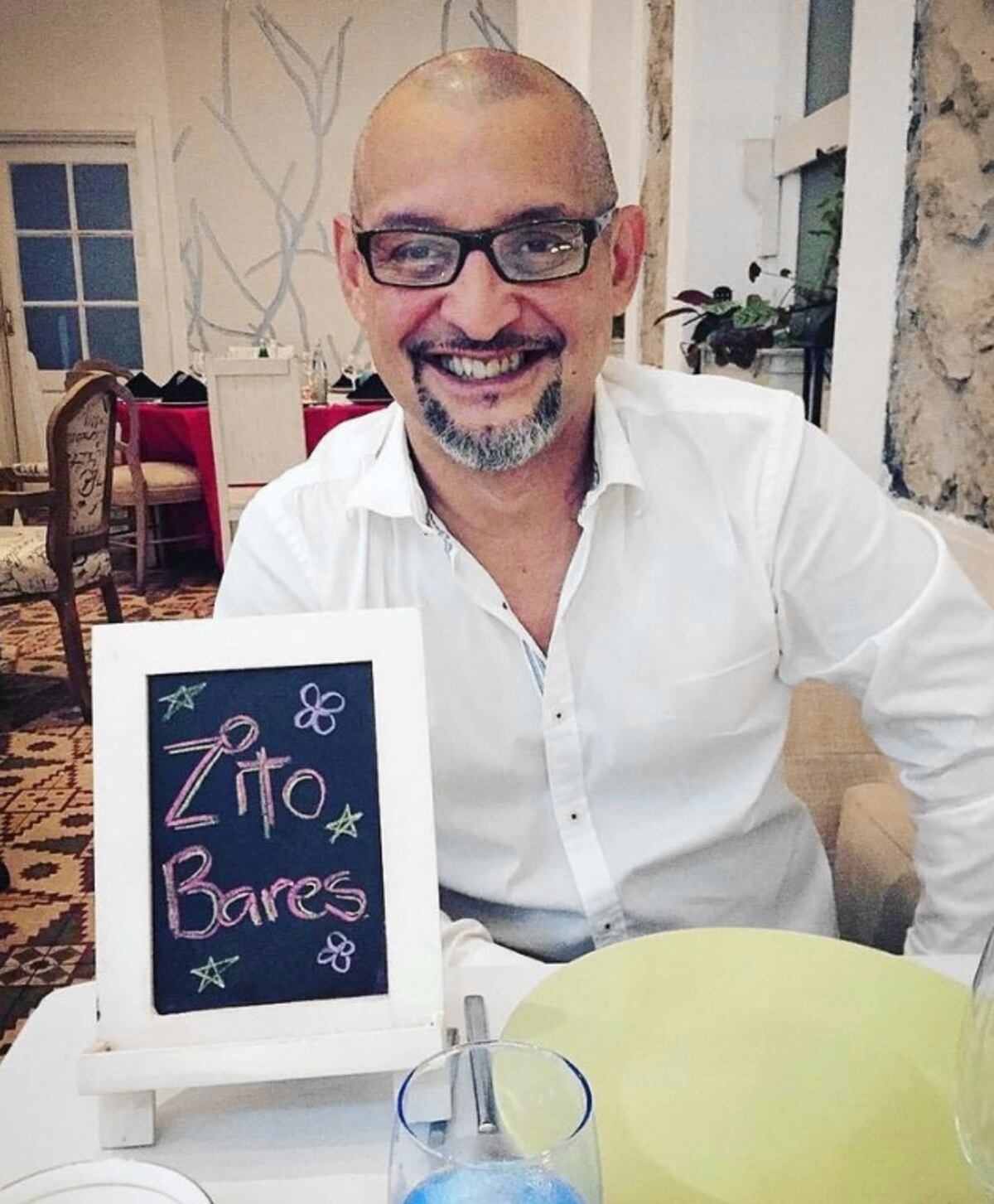 Presentador de SerTv requiere donadores de sangre