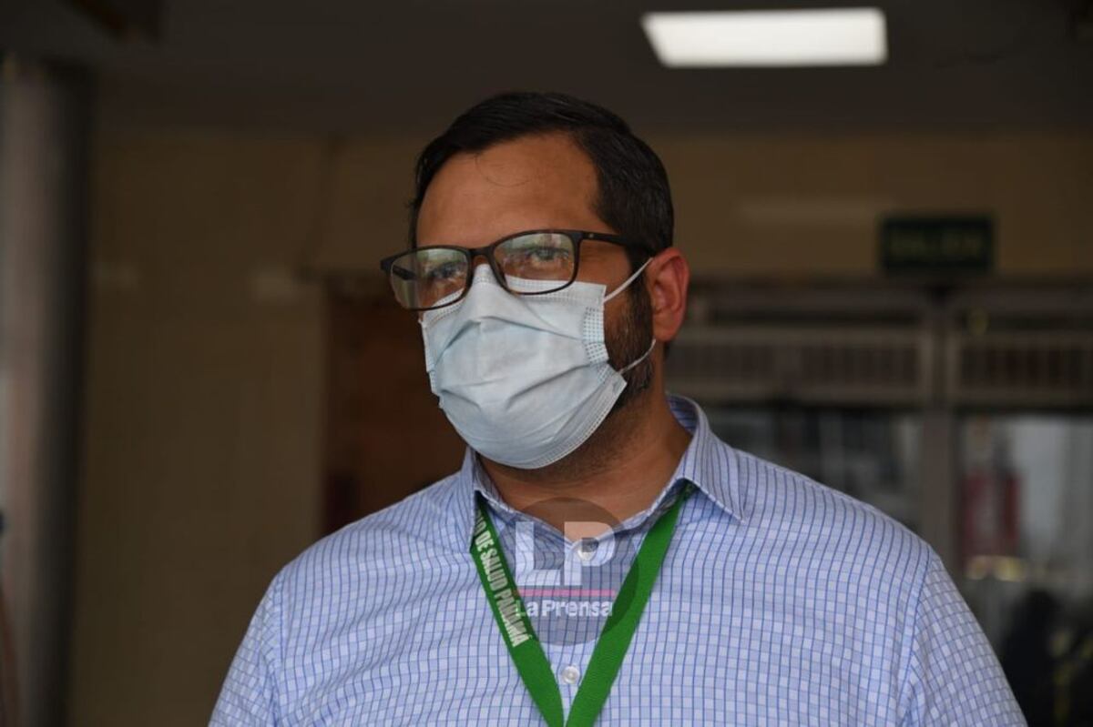 Dr. Israel Cedeño: 'La vacuna contra la influenza no protege contra el Covid-19, la gente sigue pensando eso y no es así’