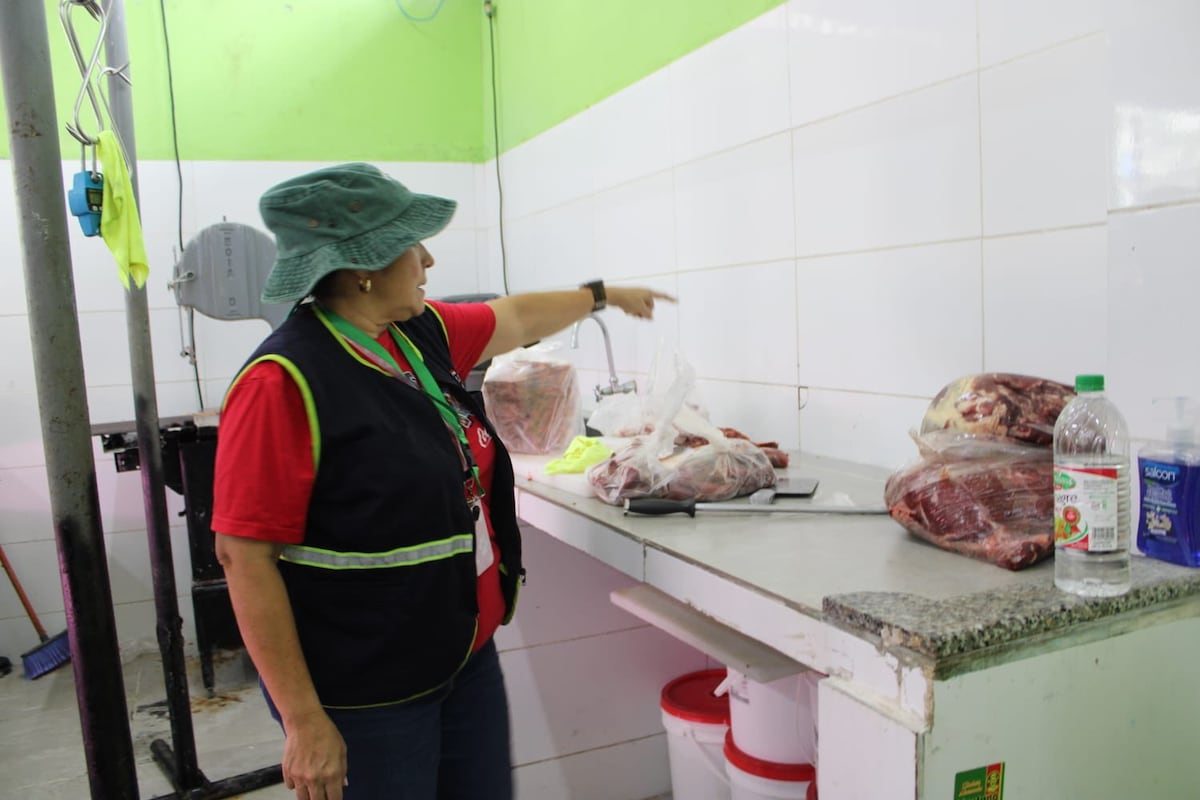 MINSA detecta productos vencidos y malas condiciones en comercios de Santa Marta