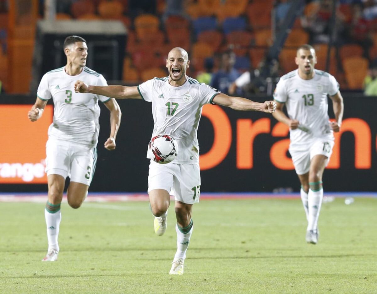 Argelia se alza con el título de la Copa Africana al vencer a Senegal