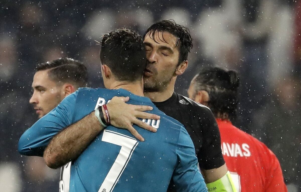 GALERIA | Lo que usted no vio entre Gianluigi Buffon y Cristiano Ronaldo