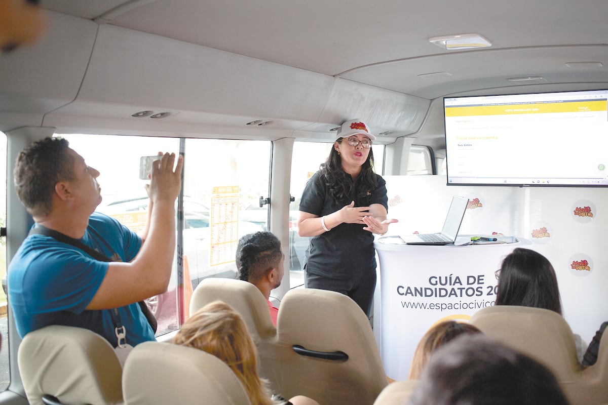 Iniciativa Vota Bus para impulsar y promover el voto en el electorado