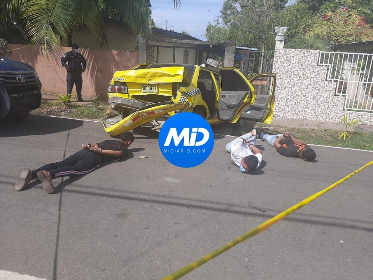 Huían con el botín y el taxi se les accidenta