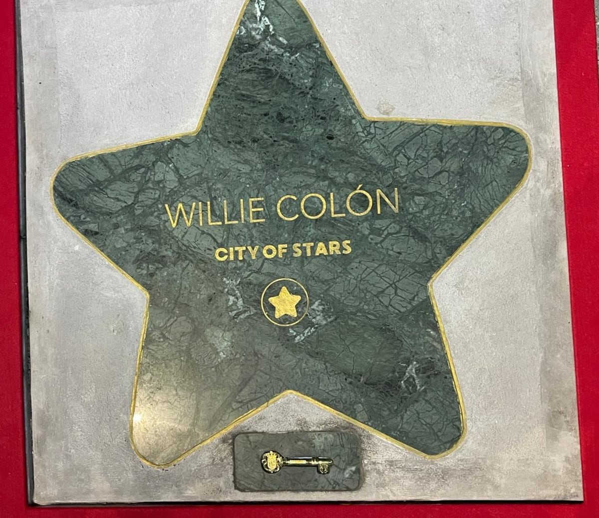 Honran a leyendas: Willie Colón, Ulpiano Vergara, Hillary Heron y Japanese quedan inmortalizados en ‘El Paseo de las Estrellas’