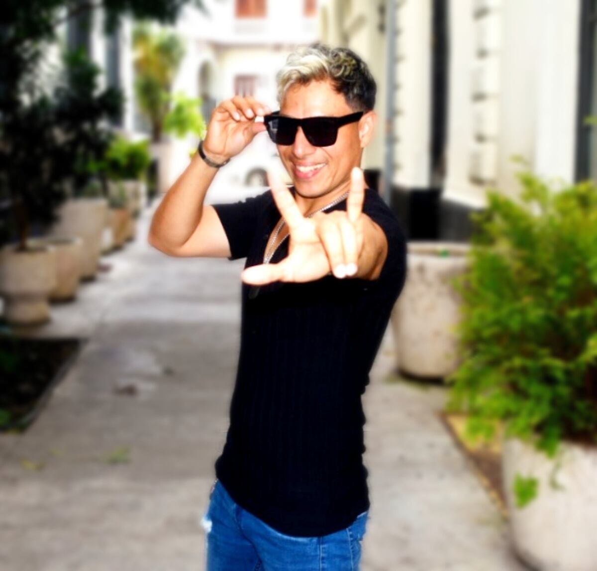 Prometedor artista panameño lanza su primer sencillo ‘Dicen’