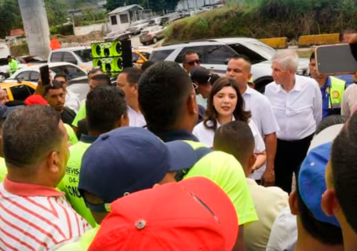 Trabajadores de Revisalud en pie de guerra: exigen su plata completa antes de que la empresa se vuele