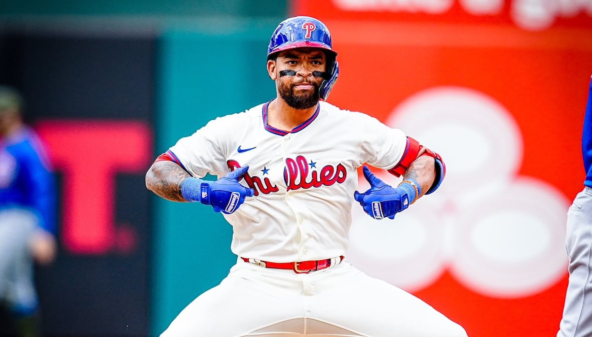 Edmundo Sosa está feliz en Filadelfia