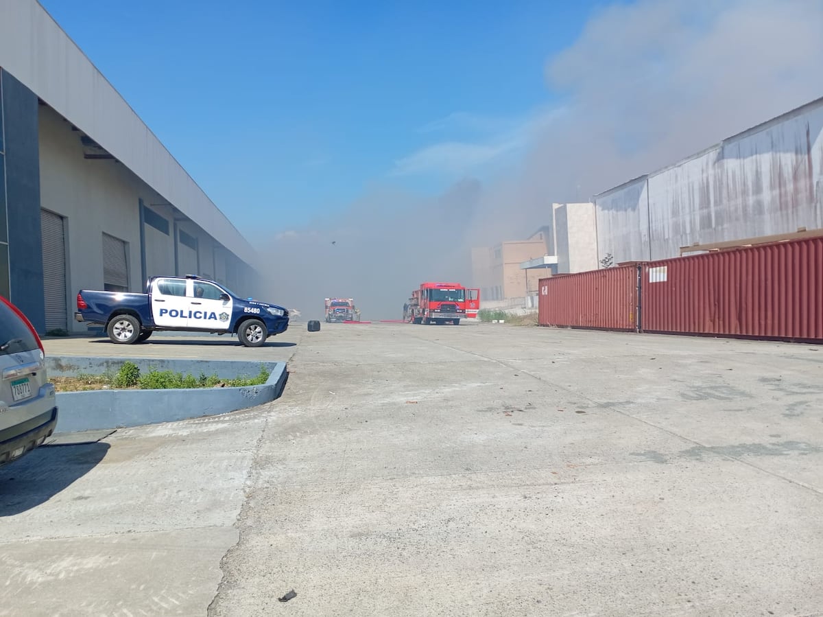 Bomberos vs fuego: así vencieron incendio tras 9 horas en Pacora