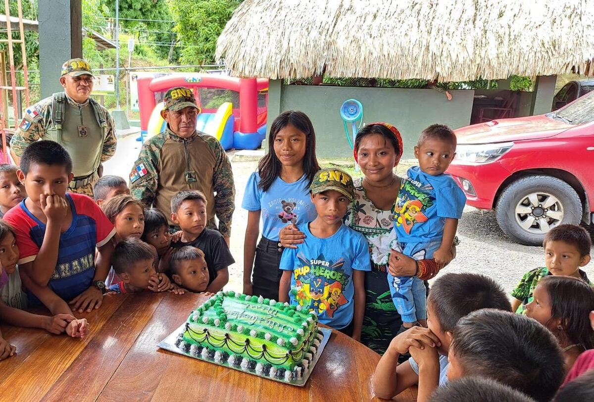Nunca había celebrado su cumpleaños. Senafront le hace realidad el sueño a Messi 