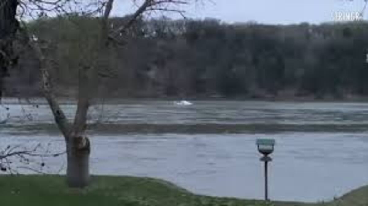 ¿Qué está pasando? Tragedia aérea en Nebraska: Tres muertos tras caída de avioneta en el río Platte