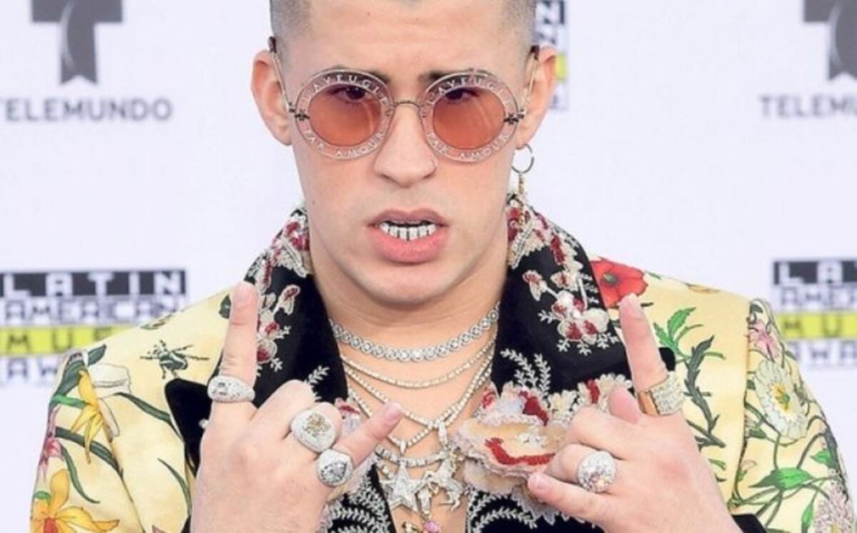 República Dominicana prohíbe canciones de Bad Bunny y Farruko