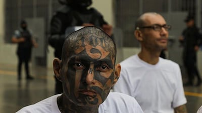 Bukele abre la puerta a liberar anticipadamente a miles de presos vinculados con las pandillas