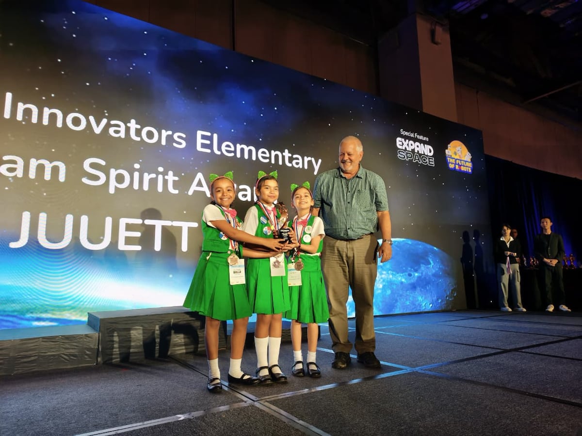 ¡Qué viva! Panamá sorprende en Singapur con premio mundial de robótica