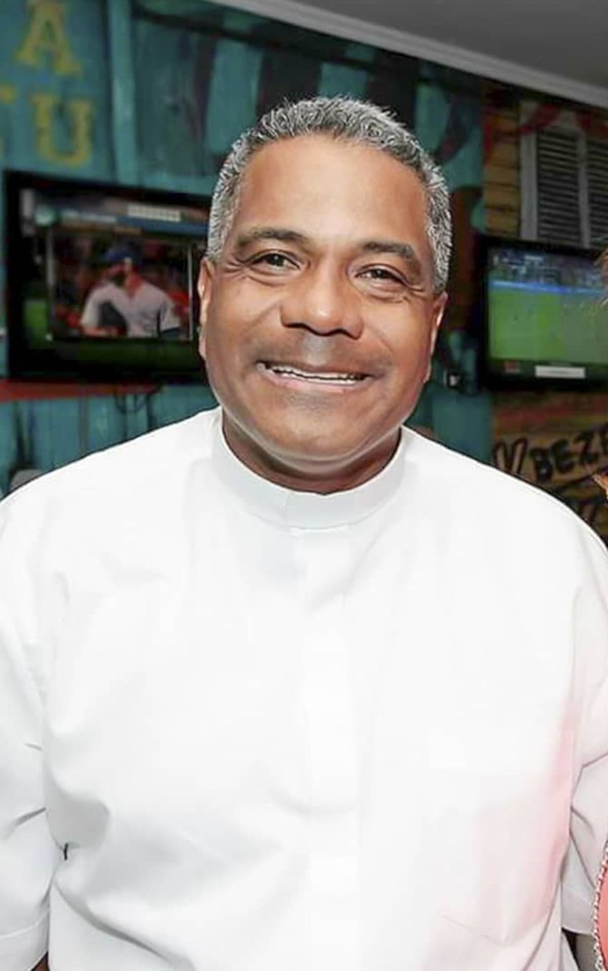 ‘Gracias a ustedes he podido comer’, admitió conmovido el padre de la parroquia San Agustín, en Villa Zaíta. Se quebrantó