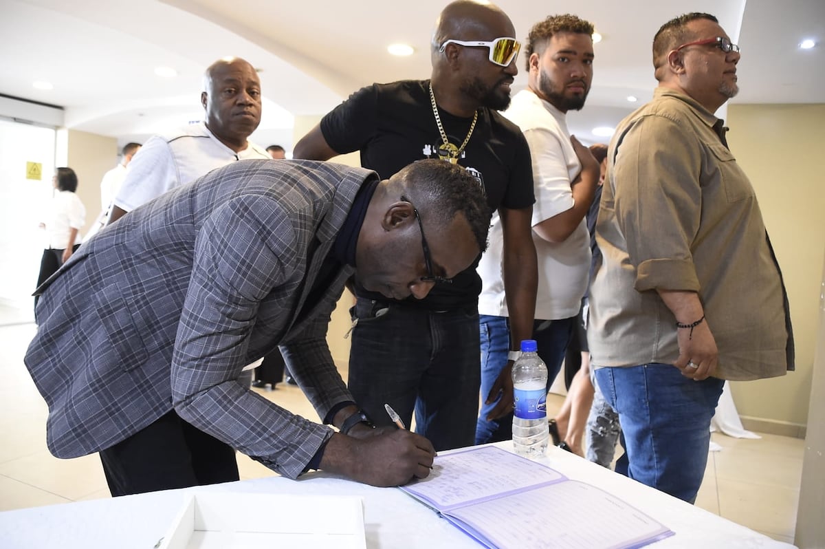 El último adiós a Rolo de Comando Tiburón: Un legado que trasciende la música y la locución en Panamá