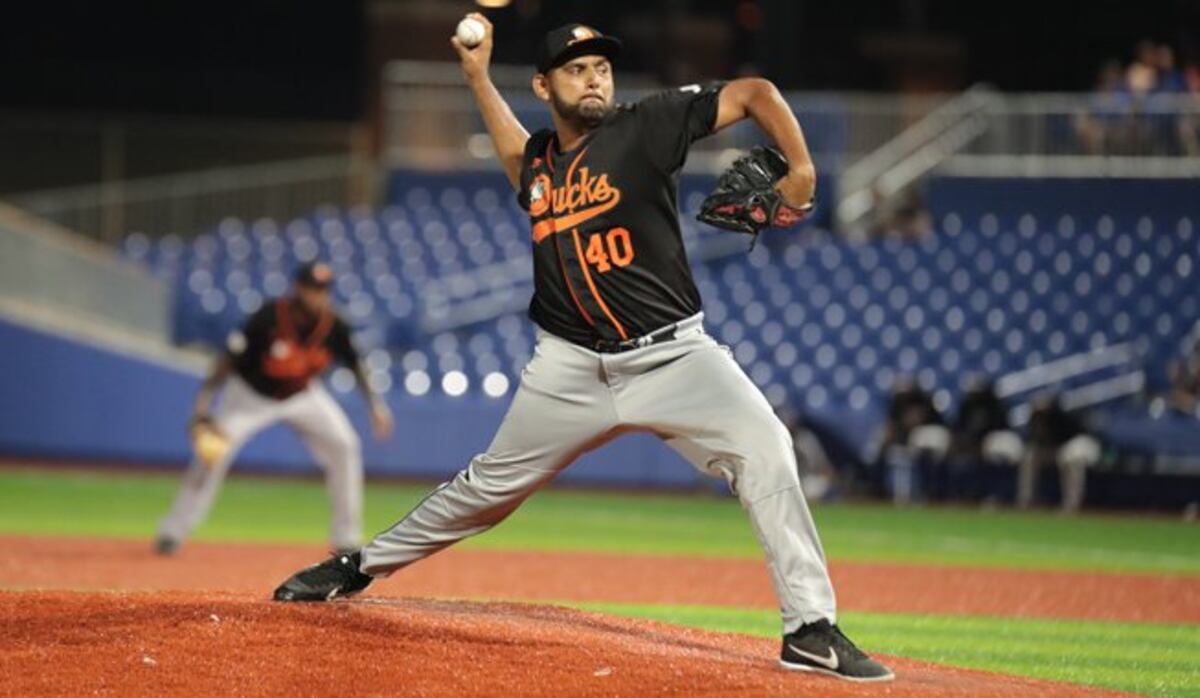 Enrique Burgos Jr. suma su tercer triunfo en liga independiente