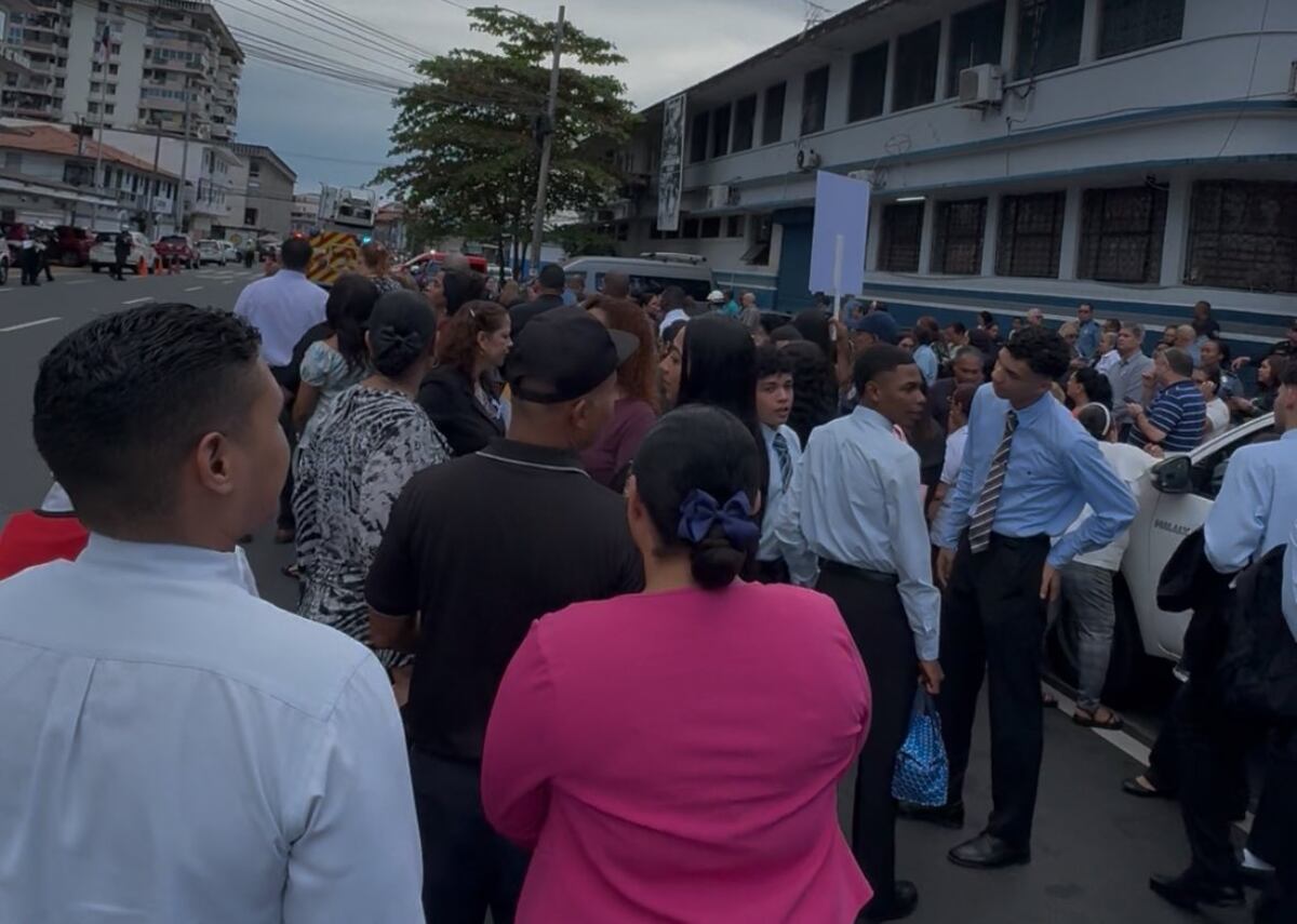 Rápidos y organizados: más de 2 mil panameños salieron en 12 minutos en el Segundo Simulacro Nacional