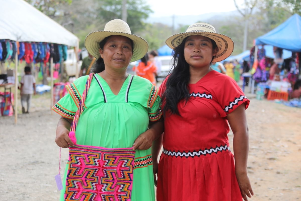 De la comarca a la universidad: ¡Estas mamás Ngäbe dijeron ‘basta’! y cambiaron la vida de sus hijos
