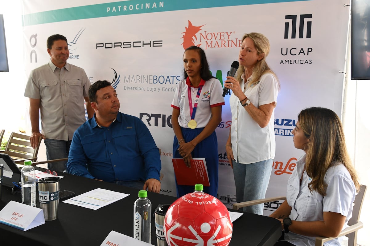 Yolanda Eleta culmina una etapa  en Olimpiadas Especiales