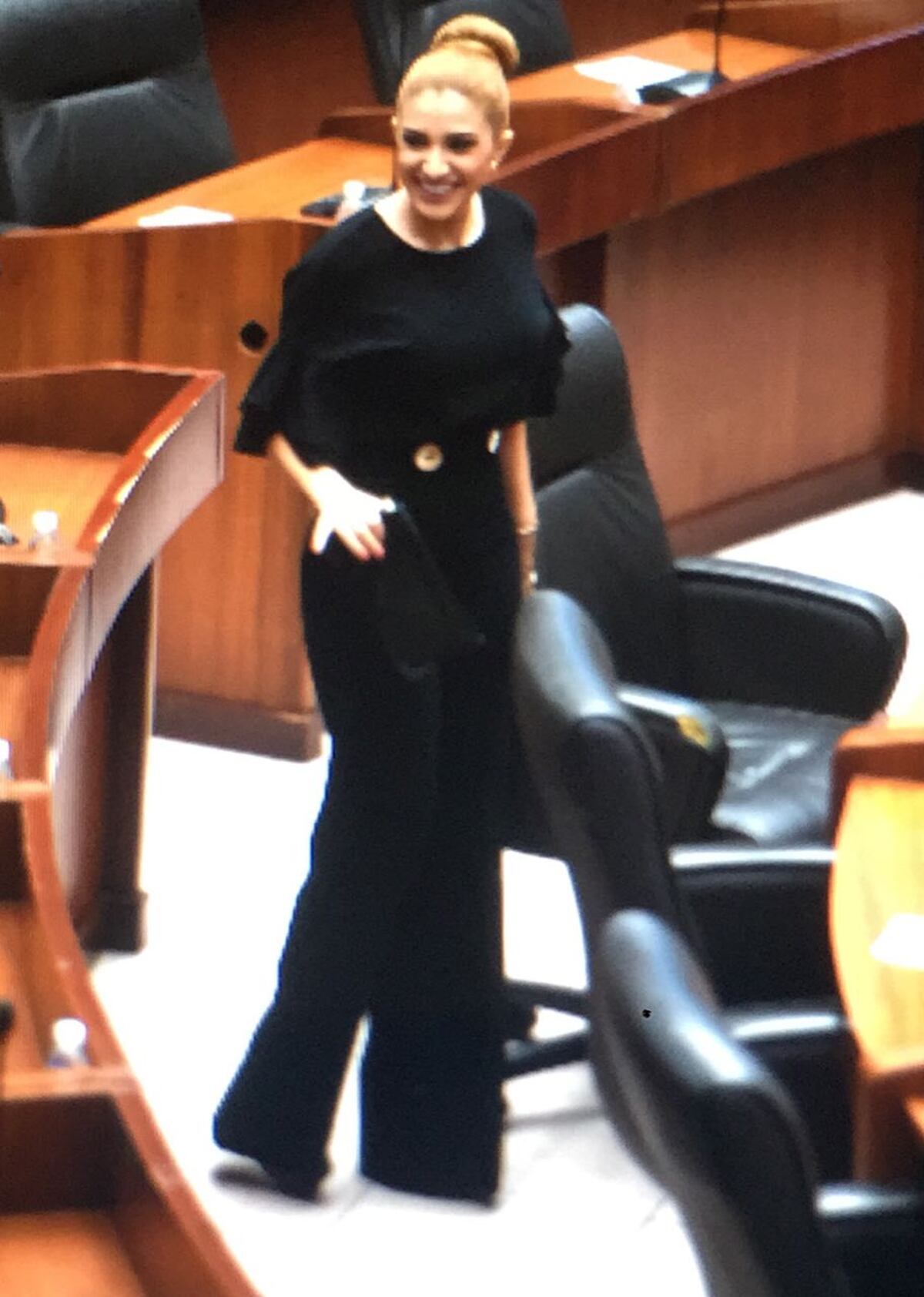 Katleen Levy 'defiende' a Moore y Tovar y las considera 'aptas' para el puesto