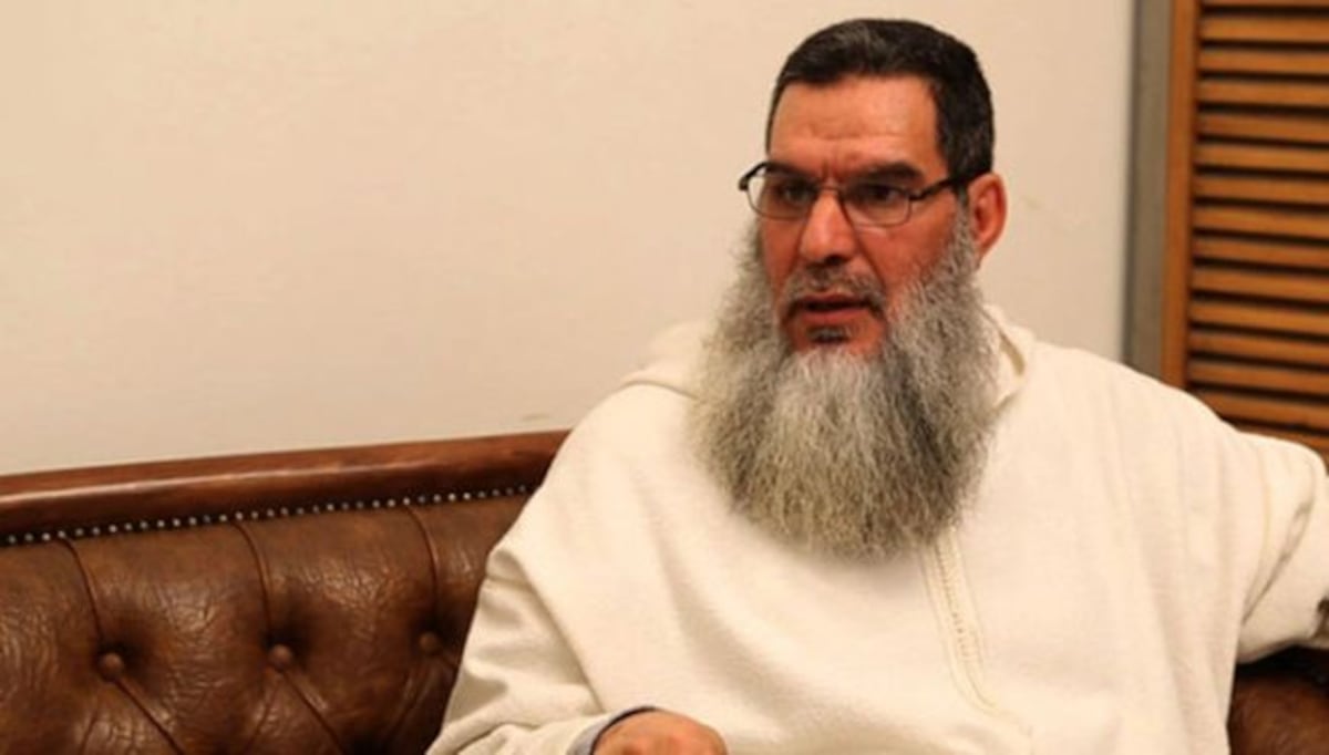 Ay padre. Denunció a sus tres esposas por no darle permiso de casarse con cuarta