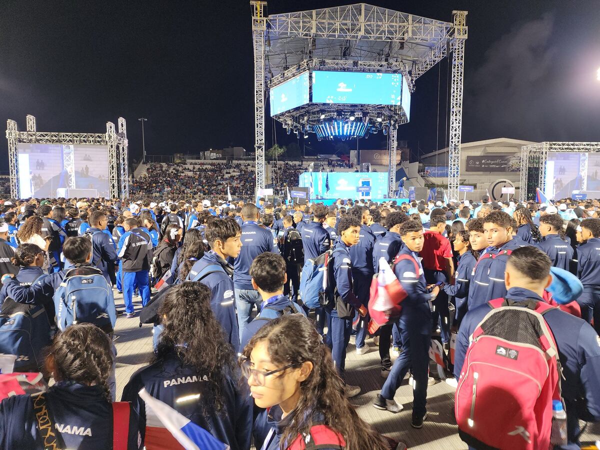 Panamá se luce en la apertura de los XXI Juegos Codicader 2024 en El Salvador