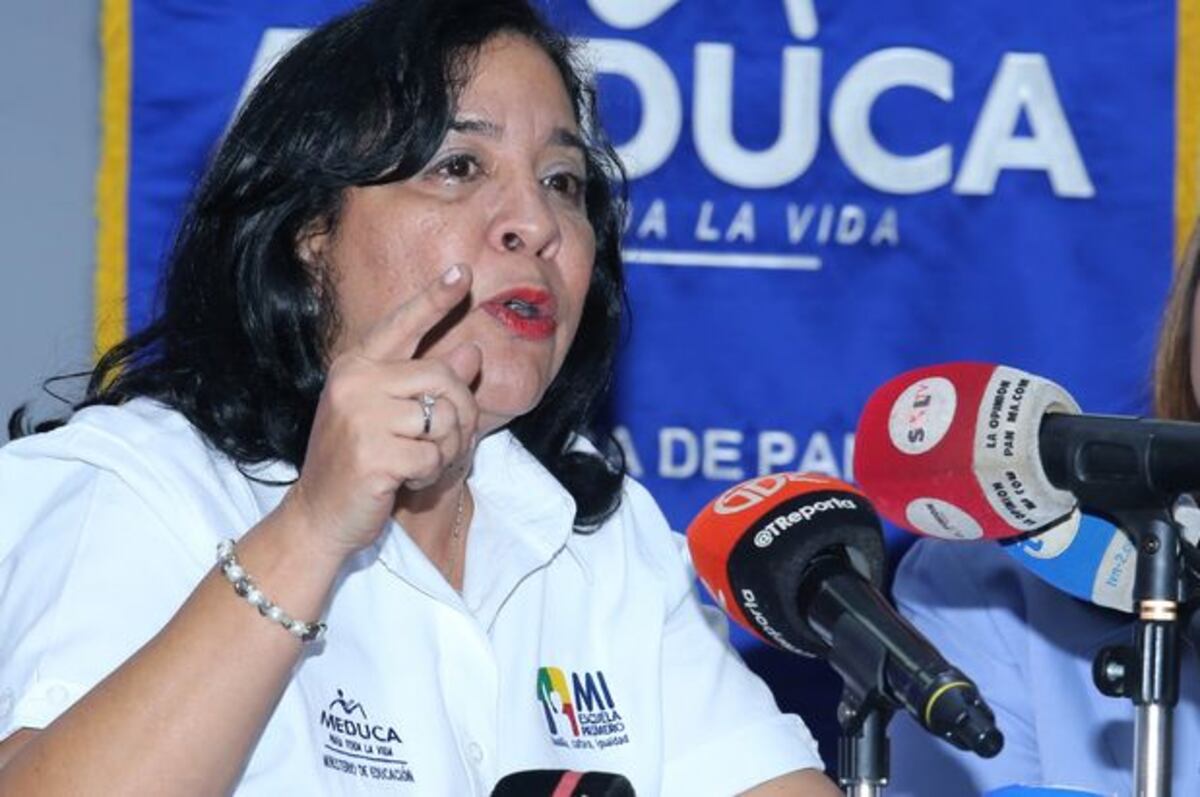 Ministra asegura que hay menos fracasados y explica por qué