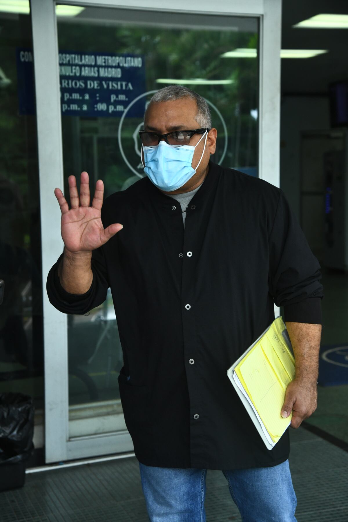 Jefe de la Unidad de Cuidados Intensivos de la CSS afirma que ha visto milagros en el área de UCI 