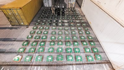 Aeronaval decomisa más de 1.7 toneladas de presunta droga