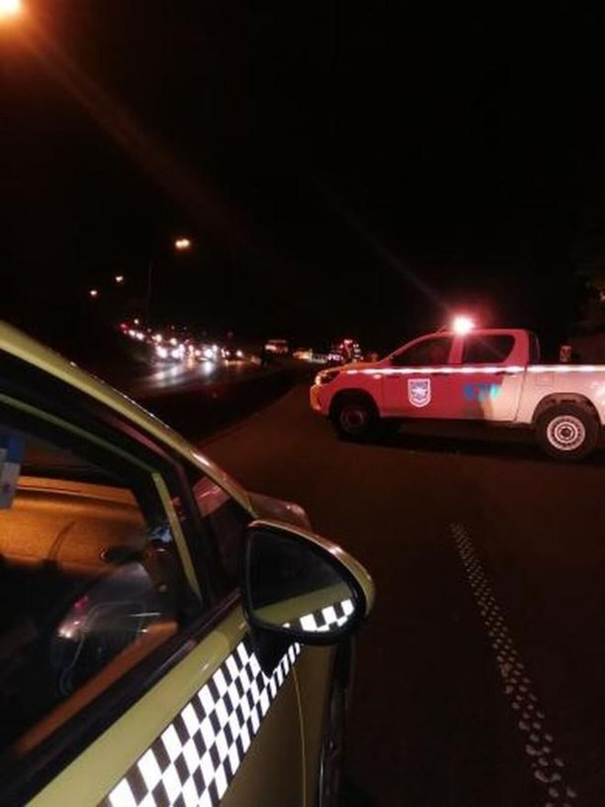 Voló por los aires y se llevó una parada. Hay dos heridos