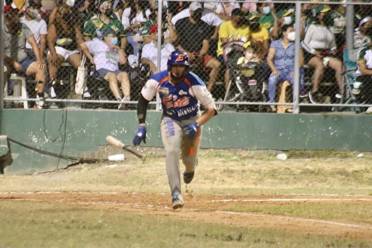 Indomables. Potros del Este noquean a los Vaqueros del Oeste en Chame