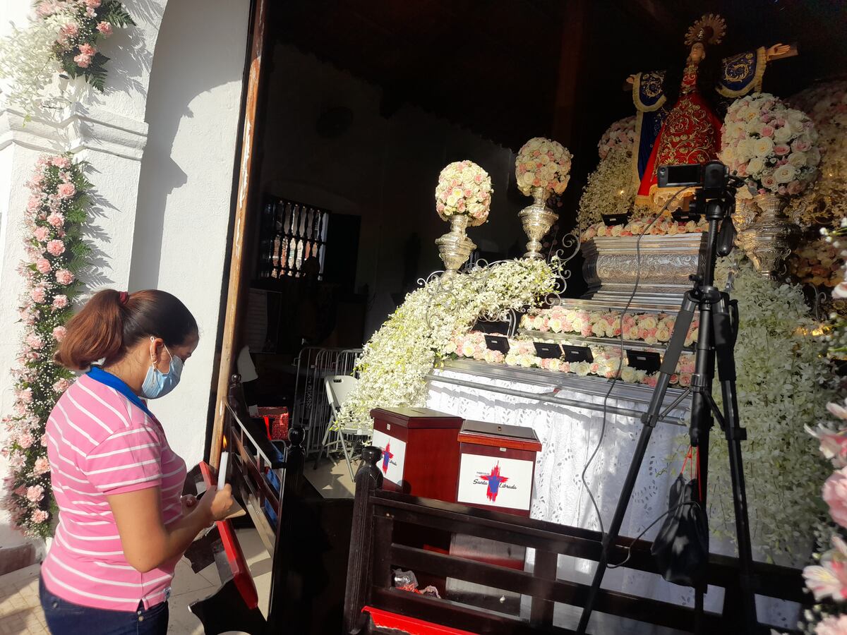 Santa Librada recorre las calles de Las Tablas