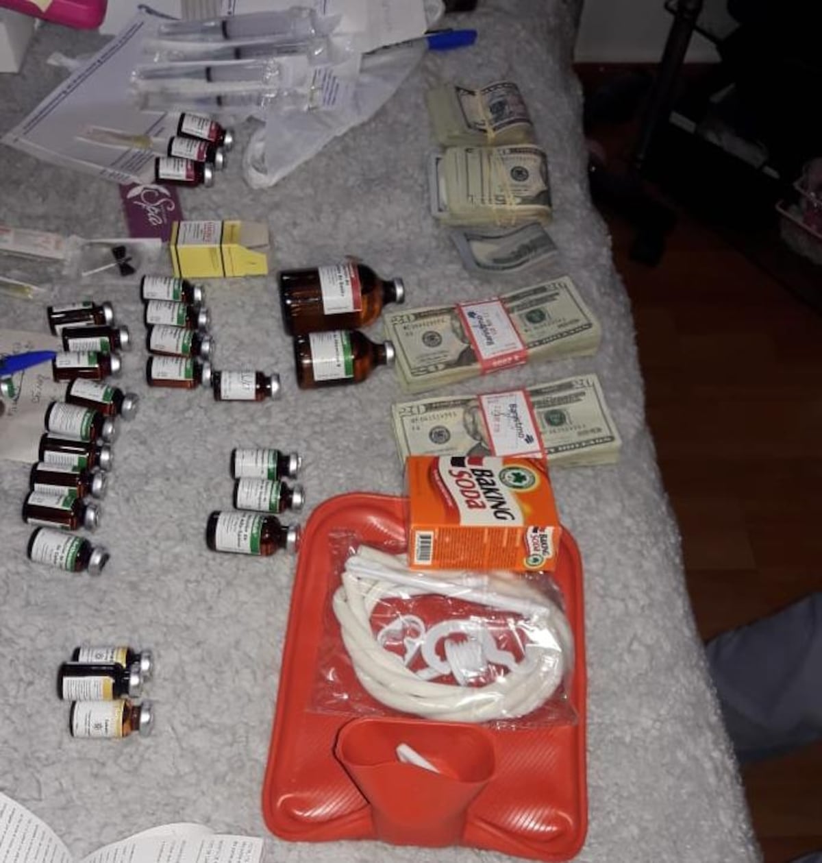 Le caen a clínica estética. Vendían ‘Planes todo incluido’ en Bella Vista; hay detenidos 