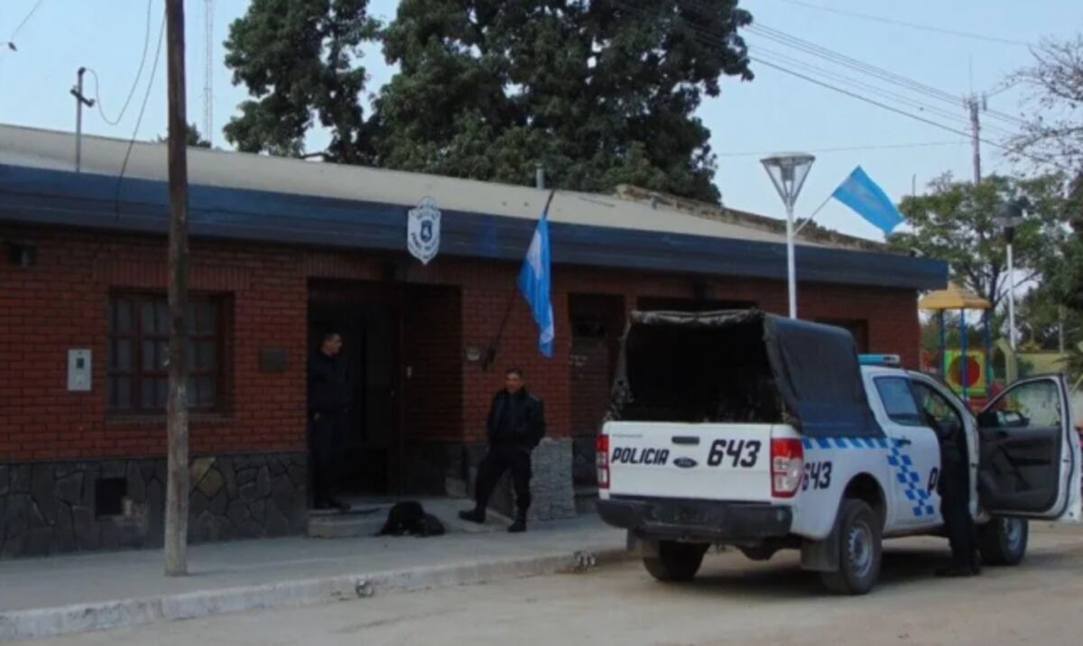 “Espérame en la esquina sin que te vean”: profesor degenerado invitó a su alumnita de 13 a salir