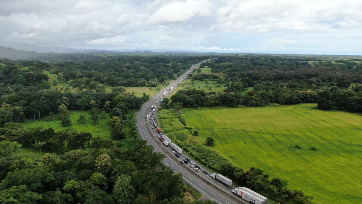 Ay, no. Cierran otra vez la Panamericana. Continúa el caos. Video