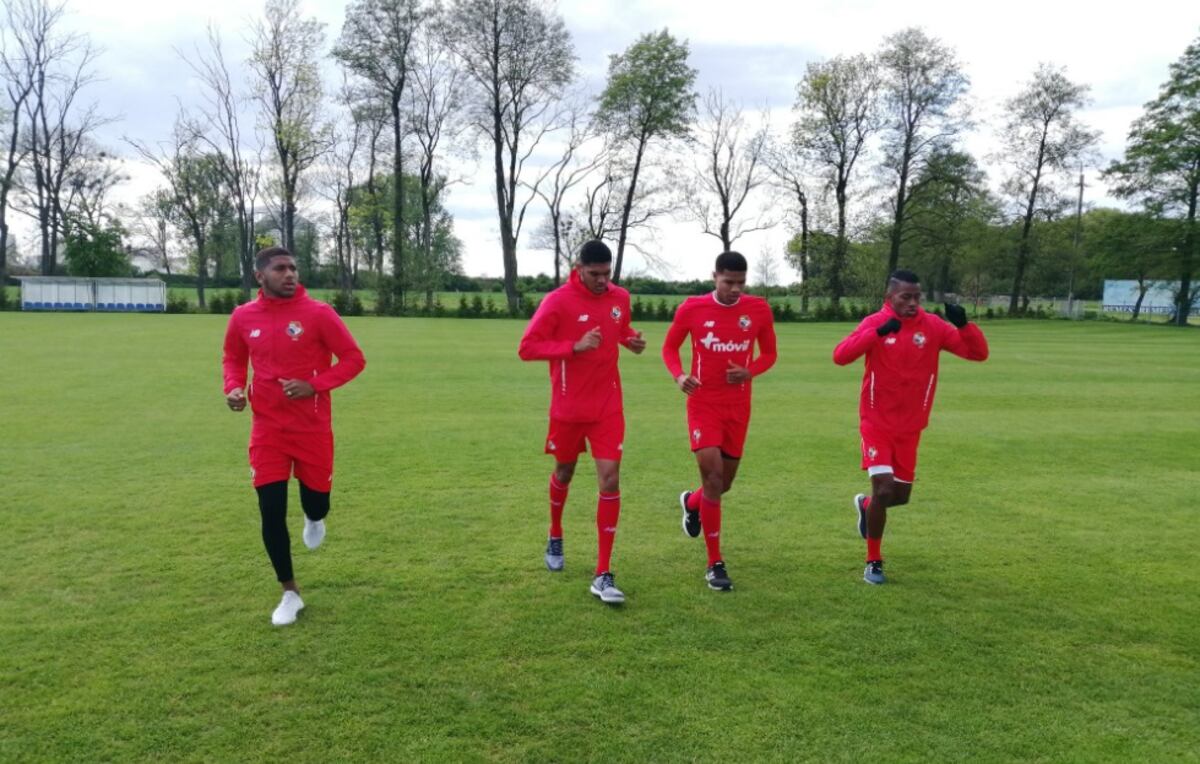 La Rojita afila sus armas ante Sudáfrica en territorio polaco